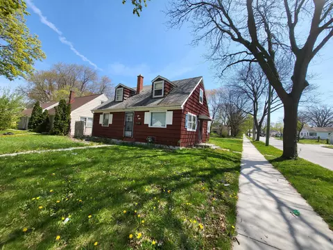 5300 N 46th, Milwaukee, WI 53218