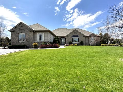 8449 White Oak, Cedarburg, WI 53012