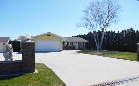 4917 Moenning, Wilson, WI 53081