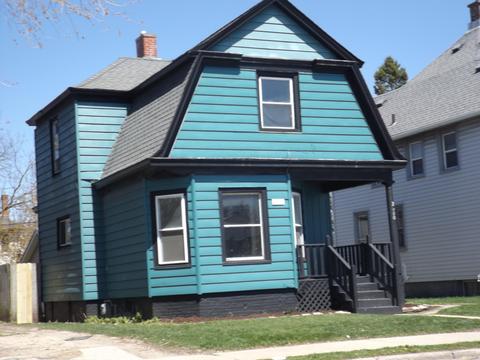 2000 16th, Racine, WI 53403