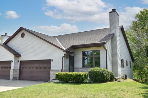 1029 Lou S, Slinger, WI 53086