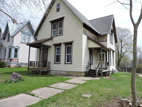 216 Baldwin, Sharon, WI 53585