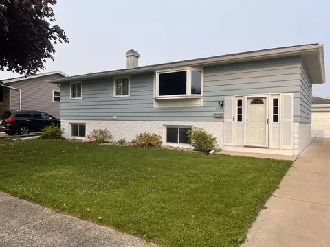3340 Saint Clair, Racine, WI 53402