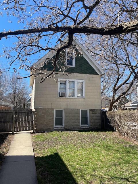 2237 S 18th #2237A, Milwaukee, WI 53215