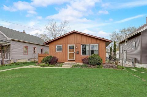 342 W Wabash, Waukesha, WI 53186