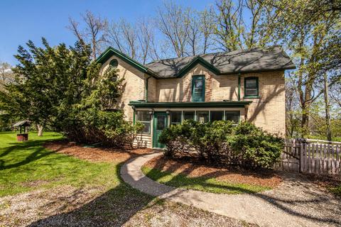 n8791 Jefferson Road, Watertown, WI 53094