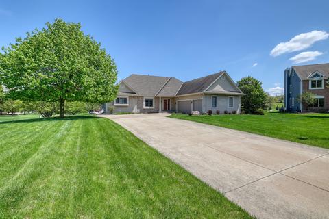 w273n1574 Riverland, Pewaukee, WI 53072