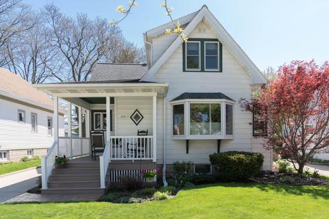 6617 Powell, Wauwatosa, WI 53213