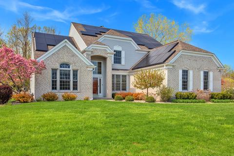 n67w14696 Ash, Menomonee Falls, WI 53051