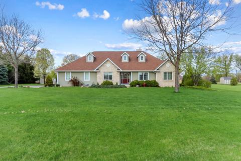 40502 81st, Genoa City, WI 53128