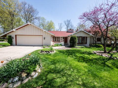 1870 W Woodbury, Glendale, WI 53209