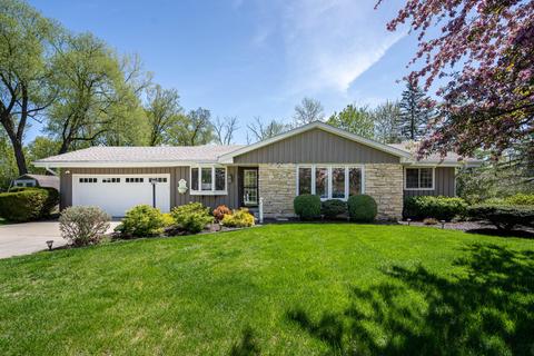 8860 S 36th, Franklin, WI 53132