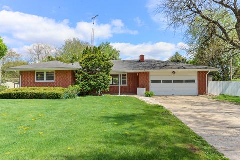 725 Alder, Delavan, WI 53115