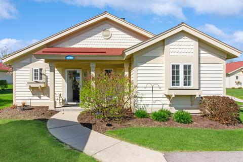 1648 Cottage #7-47, Geneva, WI 53147