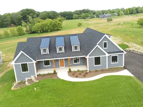 n1602 Woodstone Lane, Linn, WI 53147
