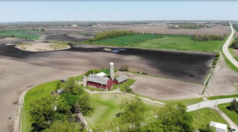125 Sharp, Dover, WI 53105