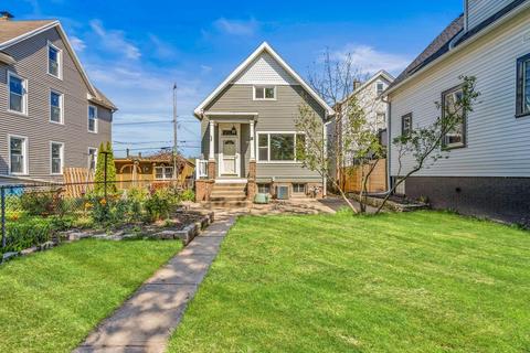 2440 N Dousman, Milwaukee, WI 53212