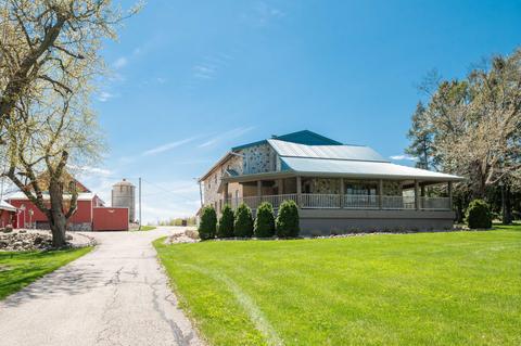 w993 Gopher Hill Road, Watertown, WI 53094