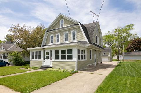 531 Robert, Fort Atkinson, WI 53538