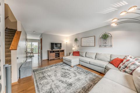 1821 Paramount #D, Waukesha, WI 53186