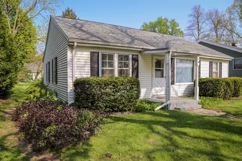 6442 N Garden Grv, Glendale, WI 53209