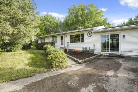 35405 Warren, Burlington, WI 53105