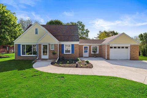 1510 Fairhaven, Elm Grove, WI 53122