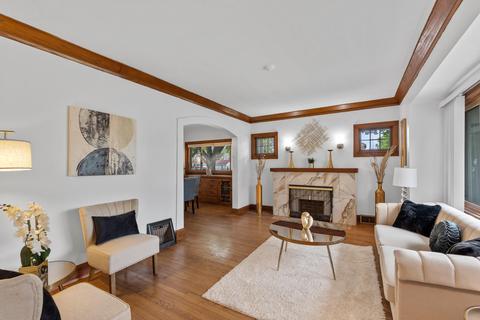 4195 N 19th, Milwaukee, WI 53209