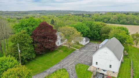 n45w24434 Lindsay, Pewaukee, WI 53072