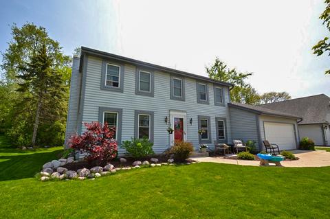 5030 S 41st, Greenfield, WI 53221