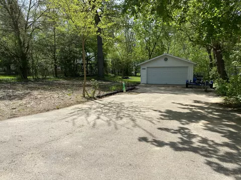n26w27409 Ash, Pewaukee, WI 53072