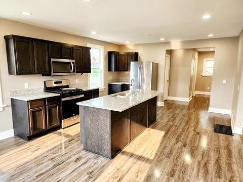 301 S 6th, Watertown, WI 53094
