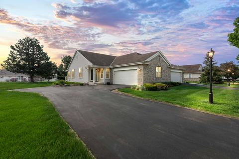 2931 Clearwater, Waukesha, WI 53189