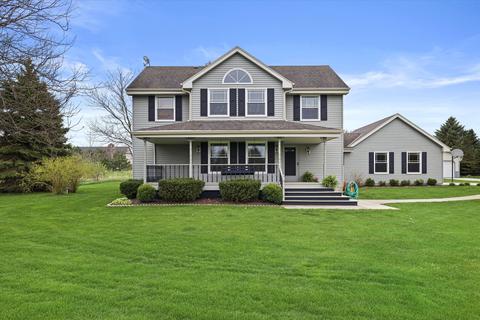 w330n8341 W Shr, Merton, WI 53029