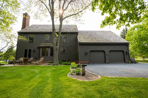 35197 Genesee Lk, Summit, WI 53066