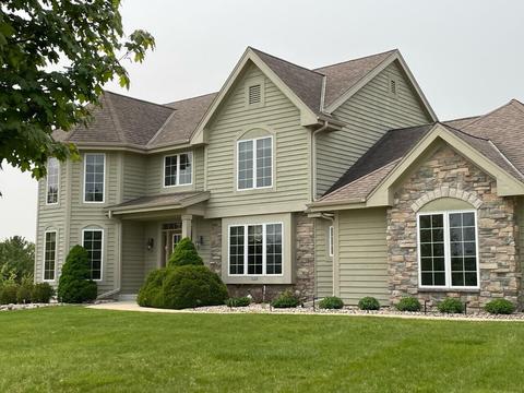 6195 S Conservancy, New Berlin, WI 53151