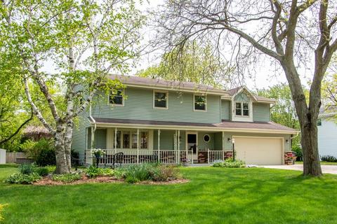 11743 W Waterford, Greenfield, WI 53228
