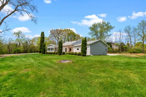 890 W Green Tree, River Hills, WI 53217