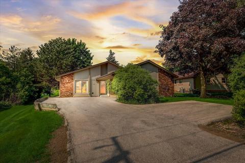 6450 W Edgerton, Greenfield, WI 53220