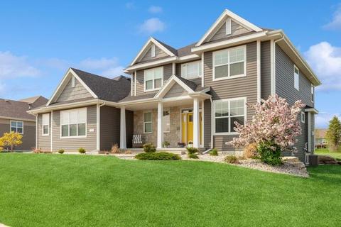 7880 W Mourning Dove, Mequon, WI 53097