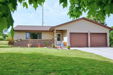 122 Beth, Plymouth, WI 53073