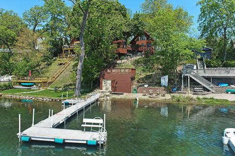 359 Indian Pt, Twin Lakes, WI 53181