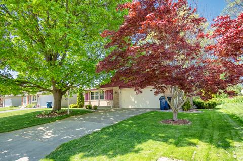 3516 Monarch, Racine, WI 53406