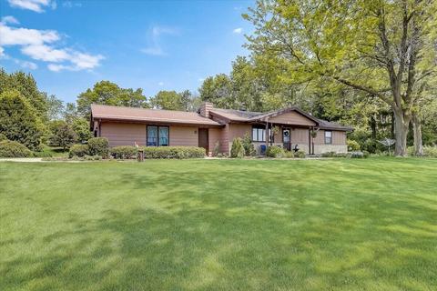 w5992 Gehler Road, Aztalan, WI 53549