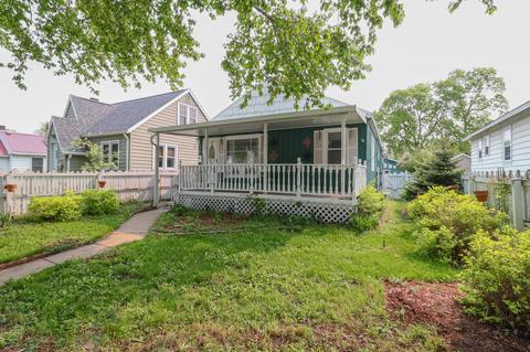 2114 Charles, La Crosse, WI 54603