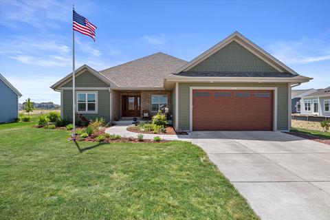 1361 Whalen, Oconomowoc, WI 53066
