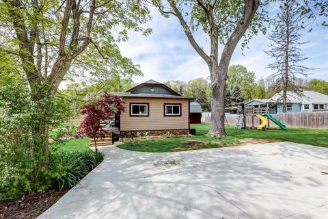 N6185 Crescent, Spring Prairie, WI 53105