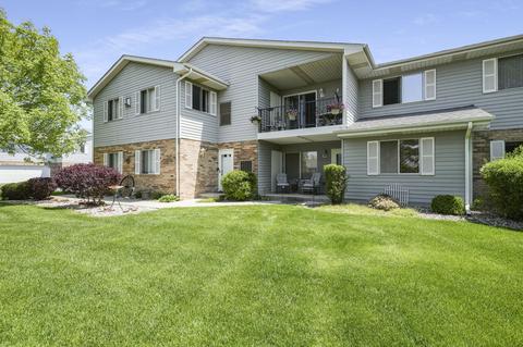 1225 N Sunnyslope #104, Mount Pleasant, WI 53406
