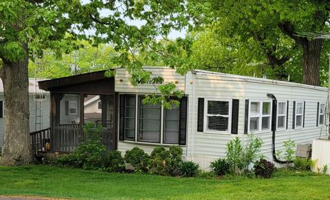 w5229 Surfwood Drive #79, La Grange, WI 53121