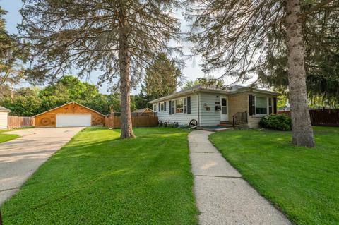 709 Minerva, Horicon, WI 53032